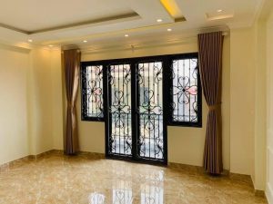 ban nha 140m2 duong nguyen van linh le chan 4