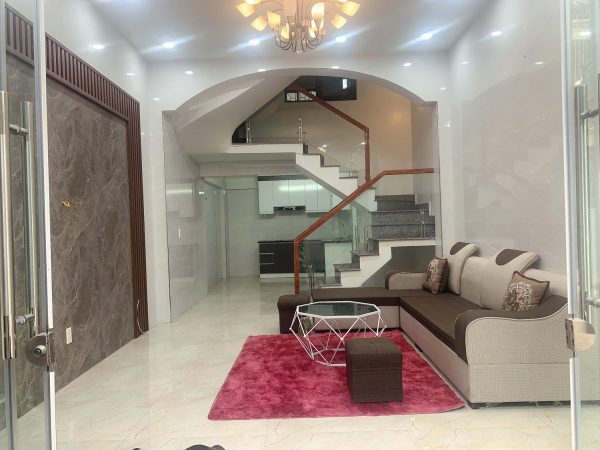 ban nha 40m2 pho hang kenh le chan 9