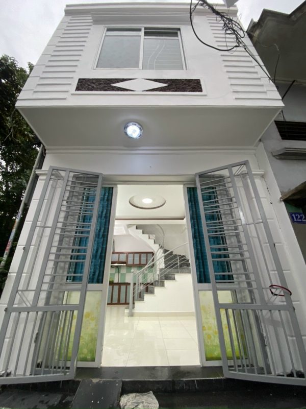 ban nha ngo 128 ton duc thang le chan