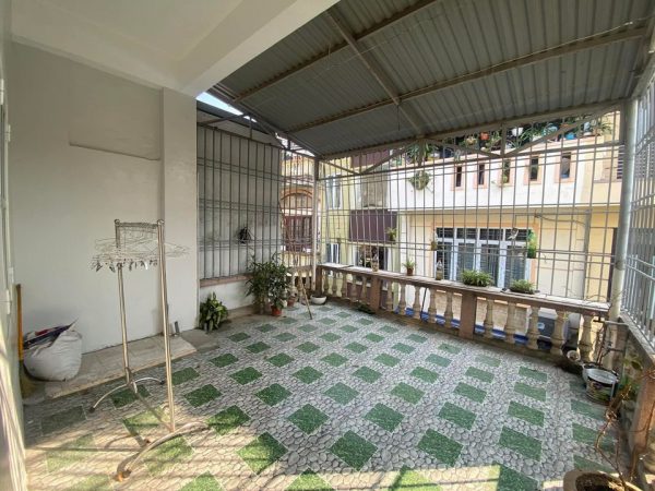 ban nha 100m2 tai 50 cho hang cu le chan 6