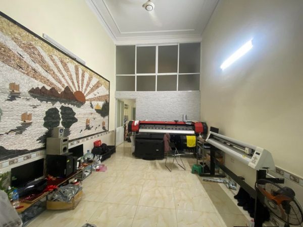 ban nha 100m2 tai 50 cho hang cu le chan